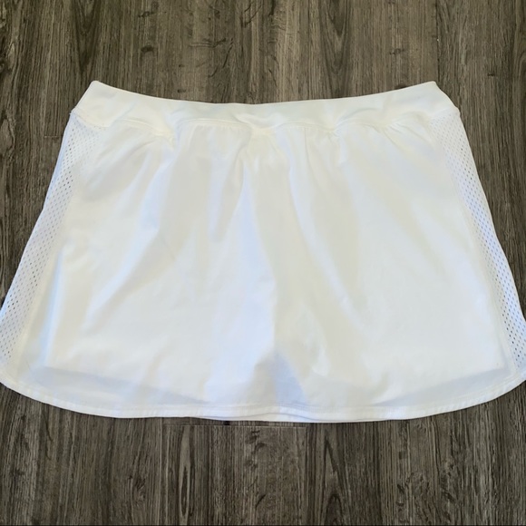 Under Armour White Athletic Skort - Picture 8 of 9
